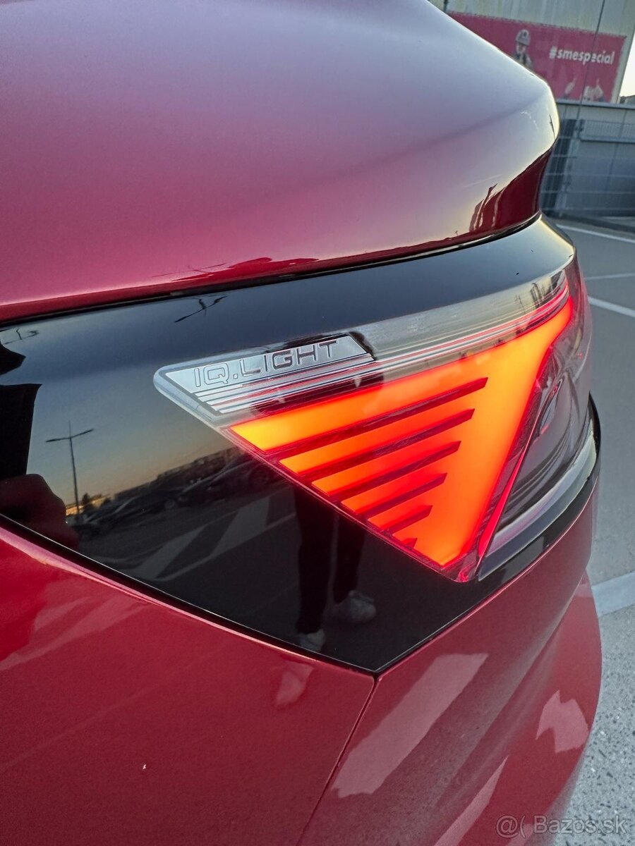 VW Arteon SB 2.0TSI 206kW Webasto/Harman/Ambient - 16