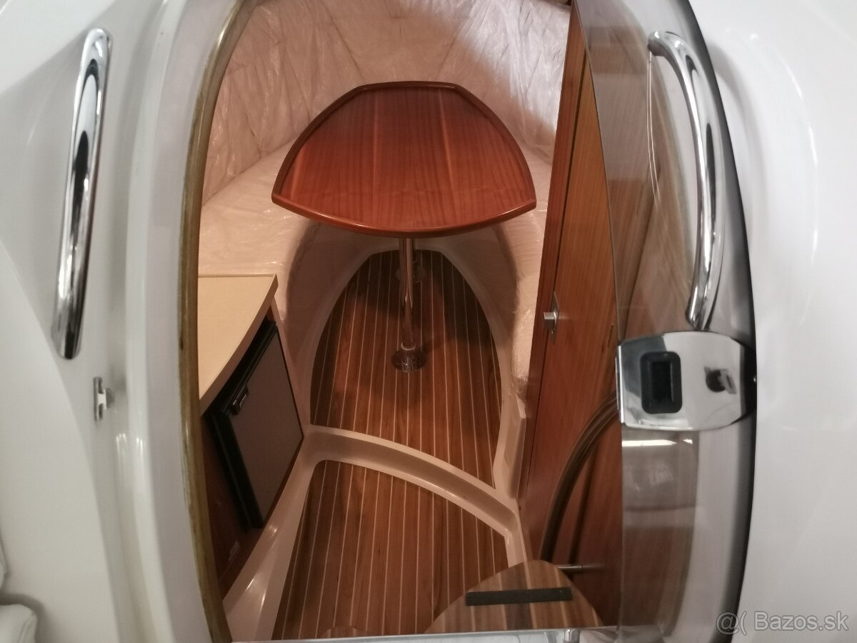 Quicksilver 890 - 16