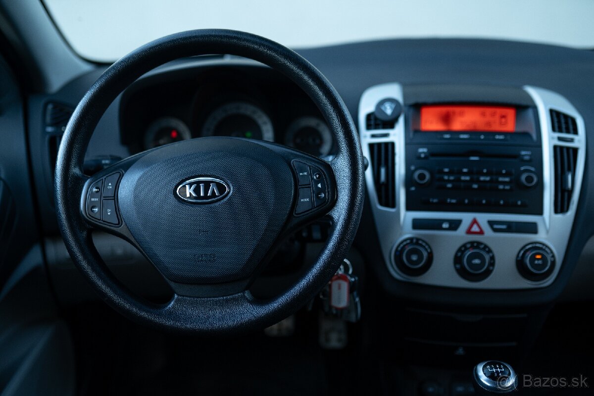 Kia ceed - 16