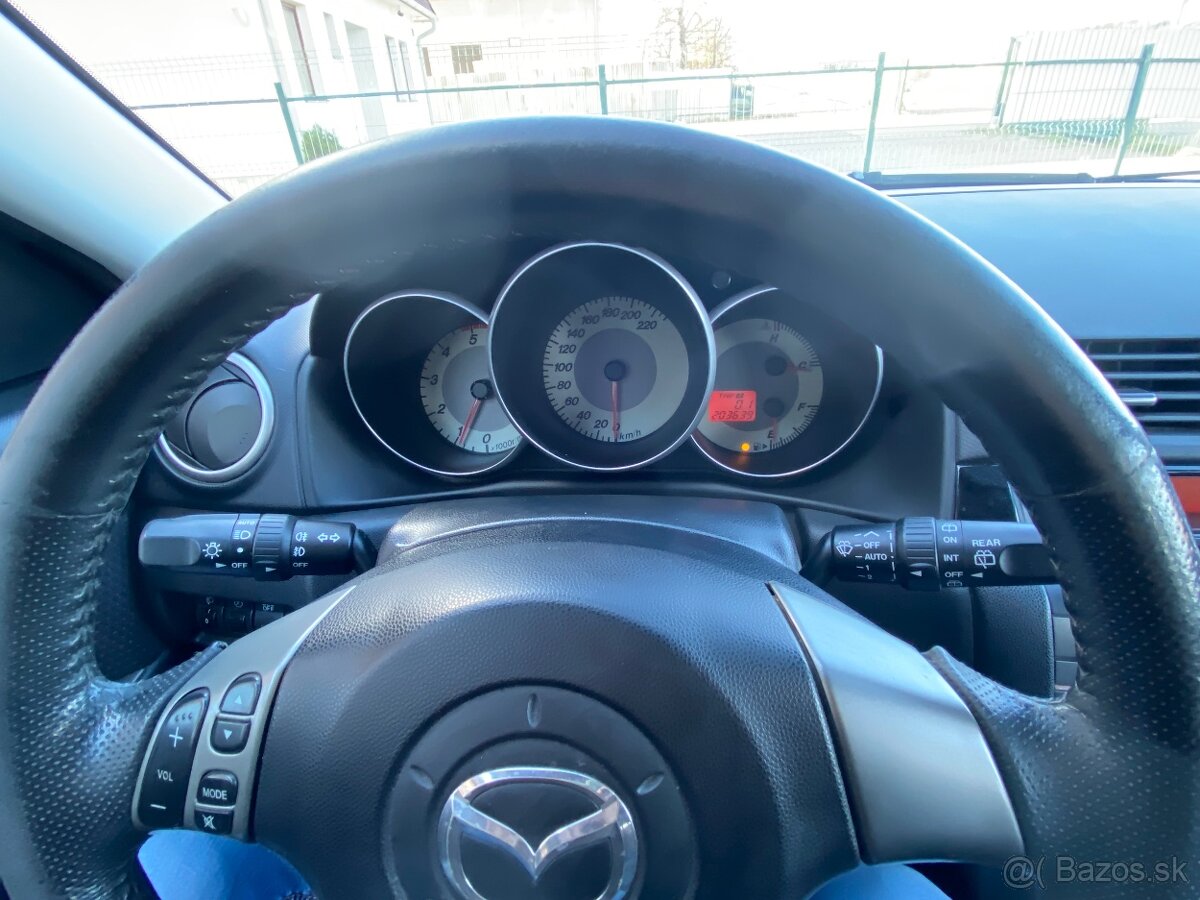 Mazda 3 - 16