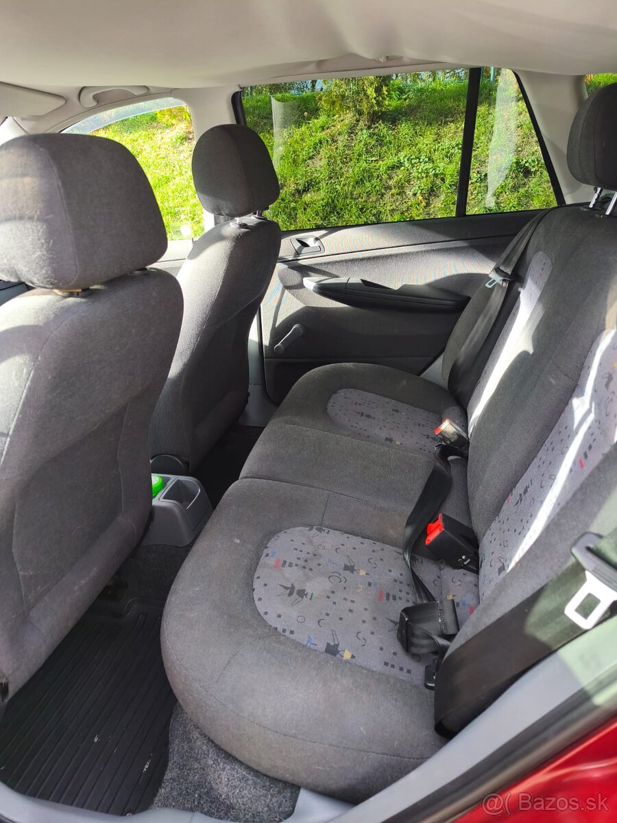 Škoda Fabia combi 1.2 htp 47kW r.v. 04/2004 - 16