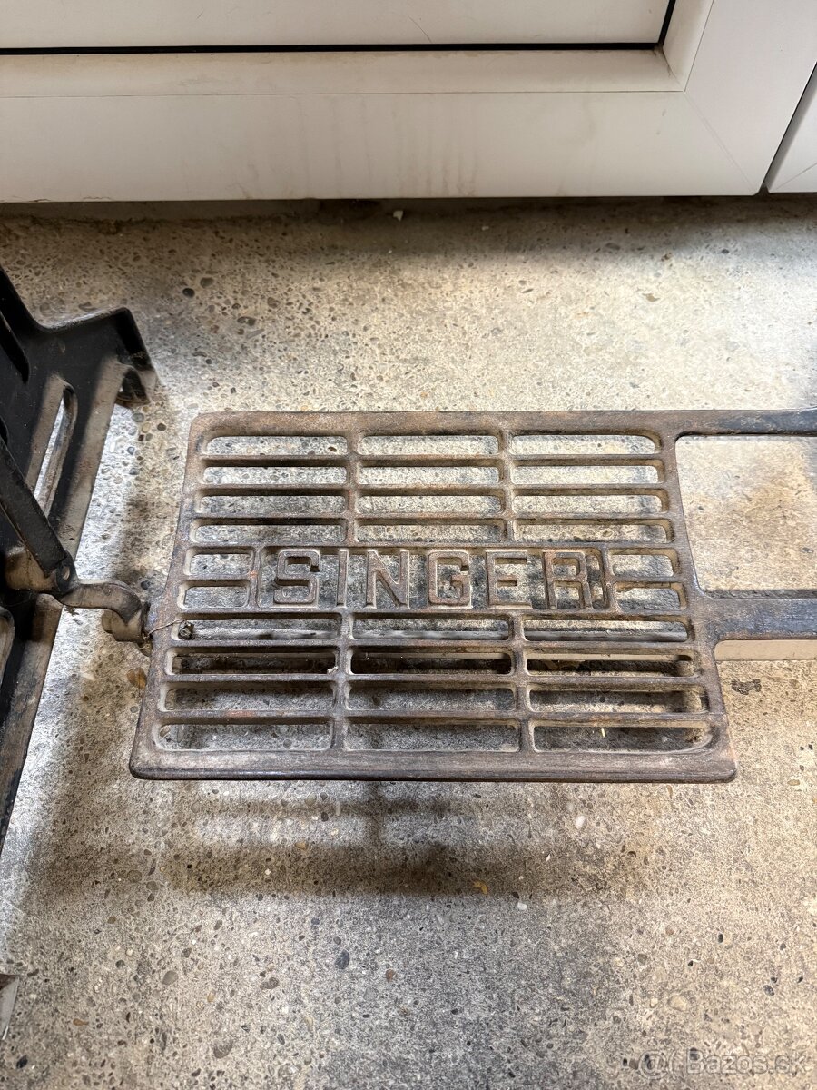 Singer šijací stroj - 16