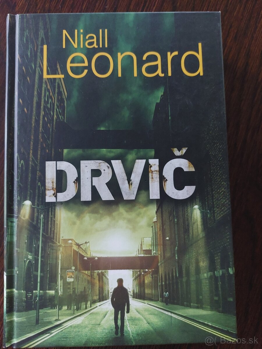 Cook, Vujity, Puzo a iné - 16