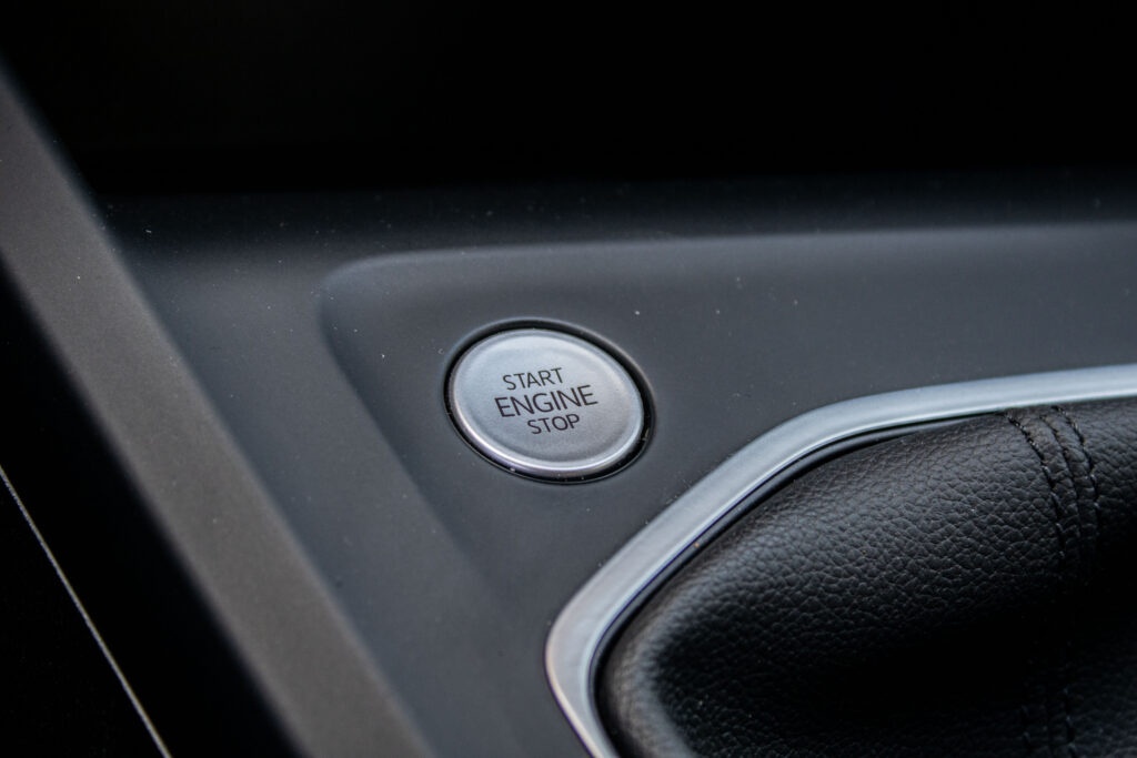 Volkswagen Golf Variant 2.0TDI 2024 - 16