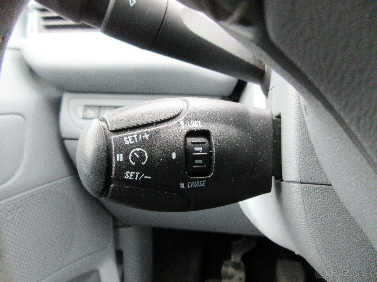 Peugeot 208 1.4 HDi FAP Active - 16