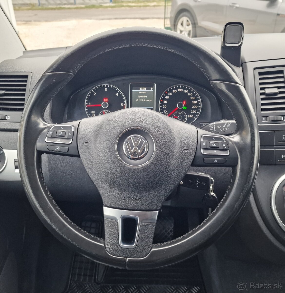 VOLKSWAGEN MULTIVAN 2.0 BITDI HIGHLINE DSG - 16