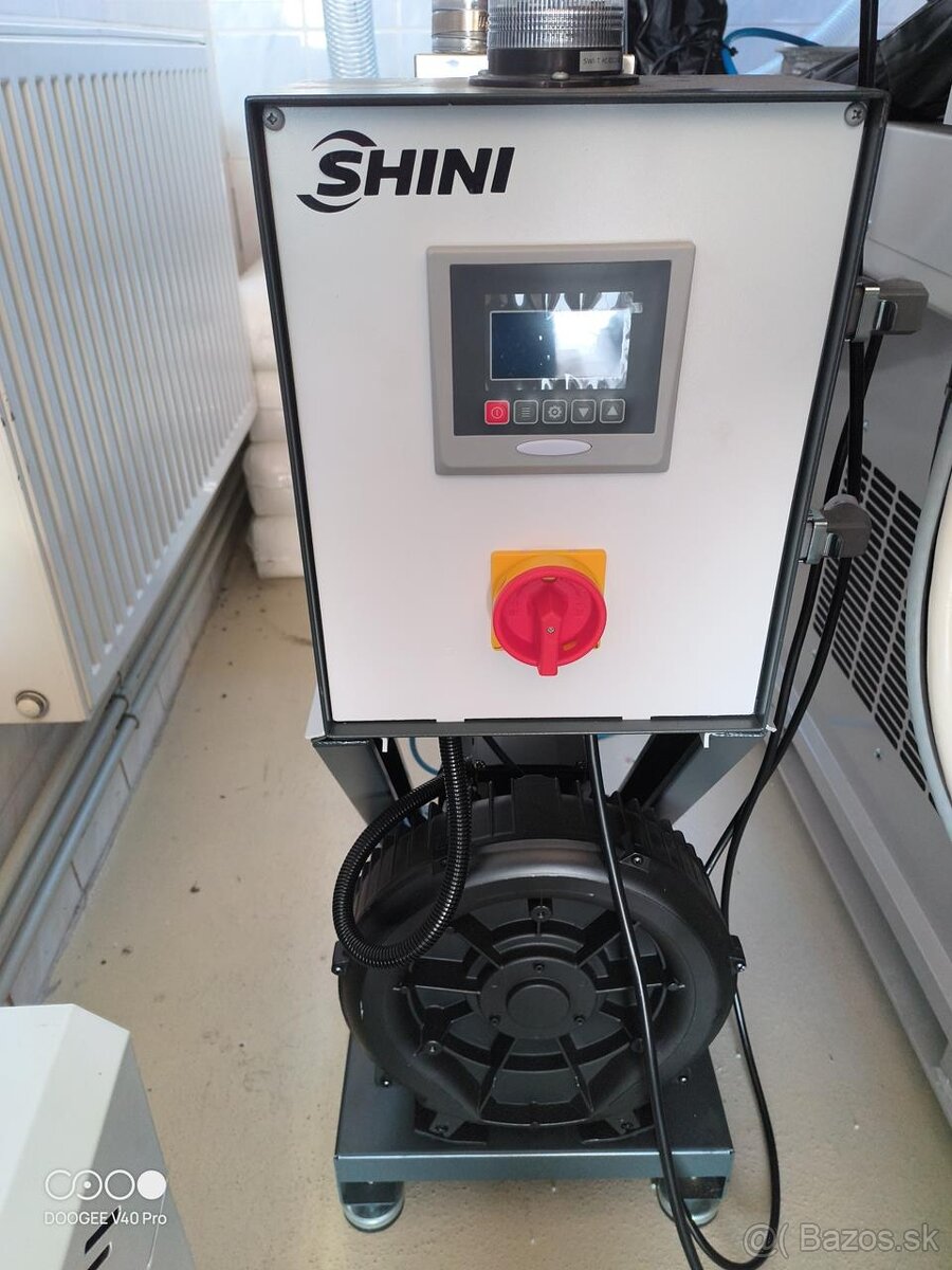 Vstřikovací lis na plasty JSW J100ADS-180U 45 - 16