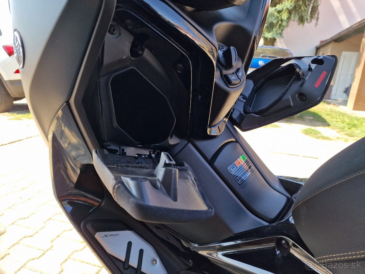 Yamaha X-Max 125 (2023) Tech-Max "možný úver" - 16