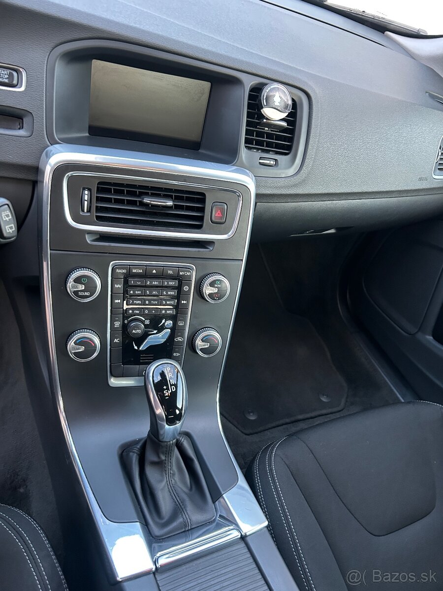 Volvo V60 D4 2.0D 133kw - 16