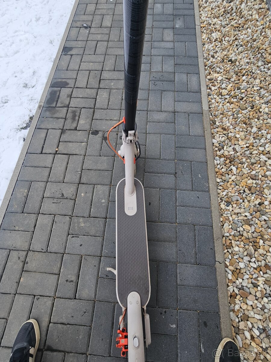 Xiaomi E-kolobežka - 16