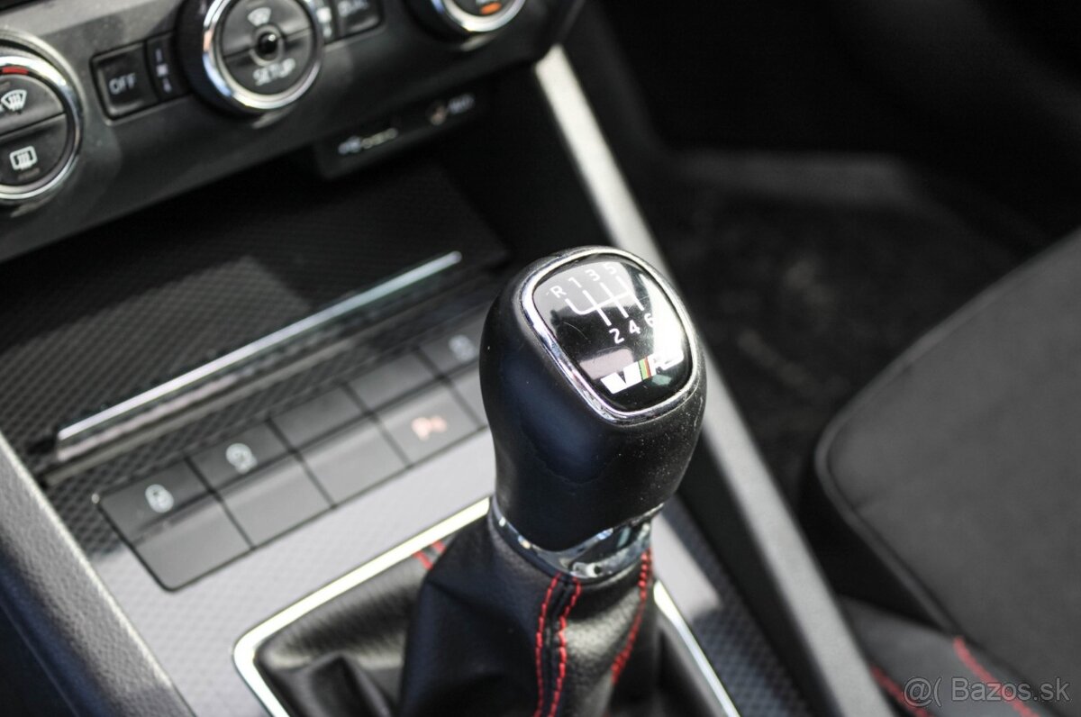 Škoda Octavia 2.0 TDI CR DPF RS - 16