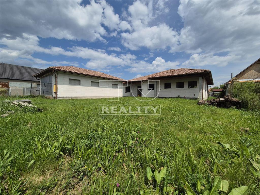 REZERVOVANÉ. Novostavba 4-izbového bungalovu s veľkým... - 16