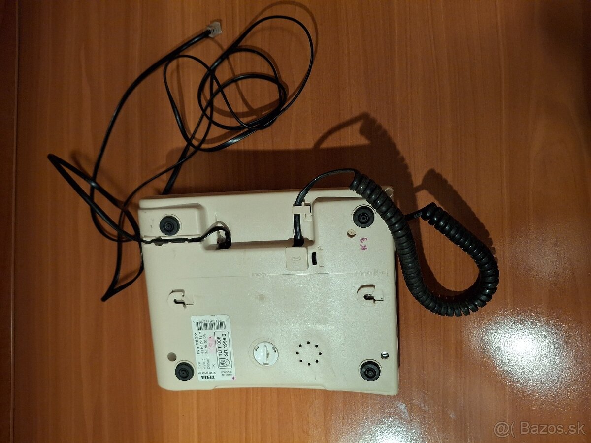 Staré telefóny - 16