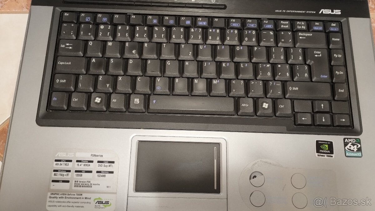 Predám notebook Asus F5N - 16