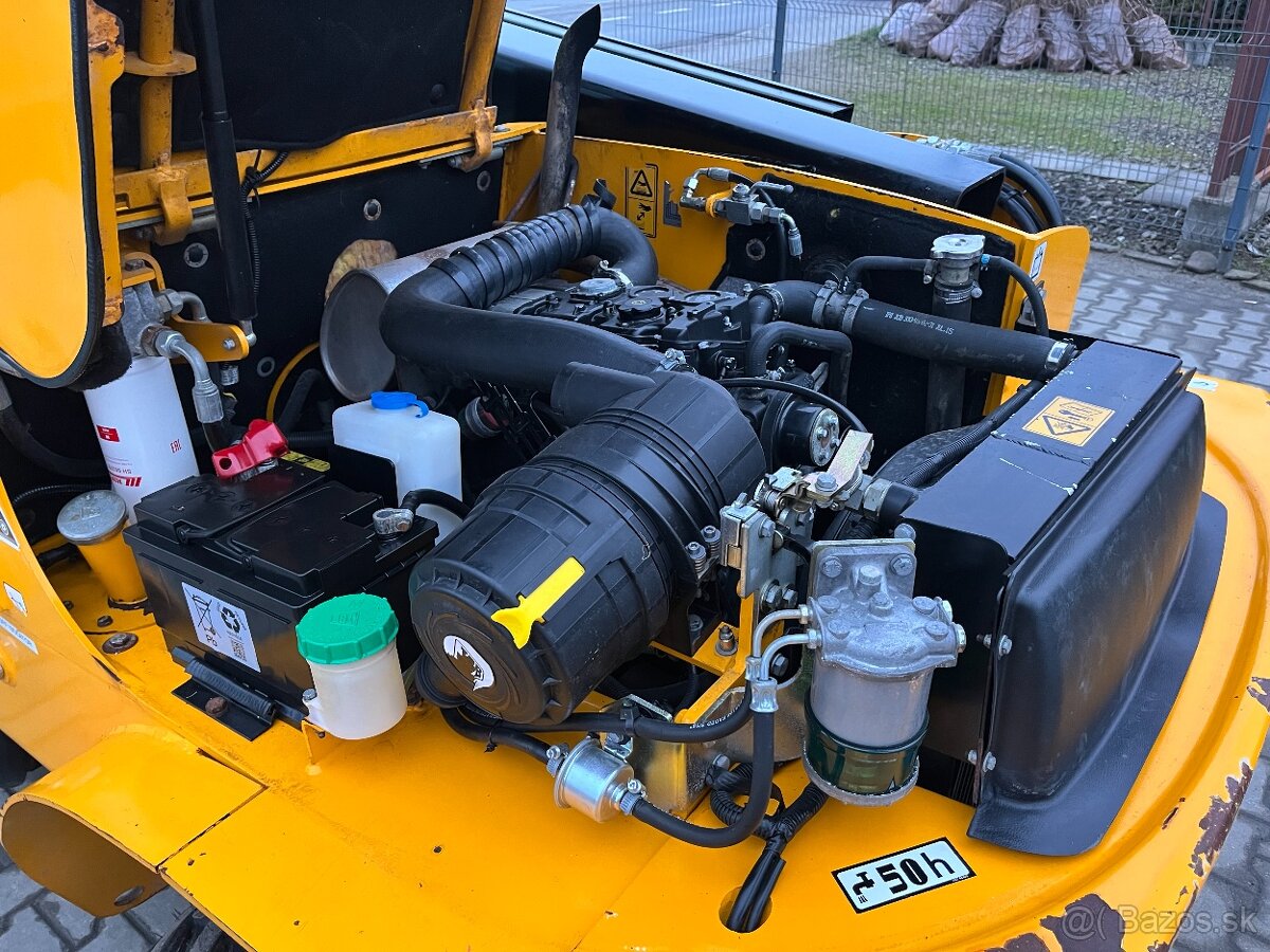 Teleskopicky nakladac manipulator JCB 520-40, Manitou, Merlo - 16