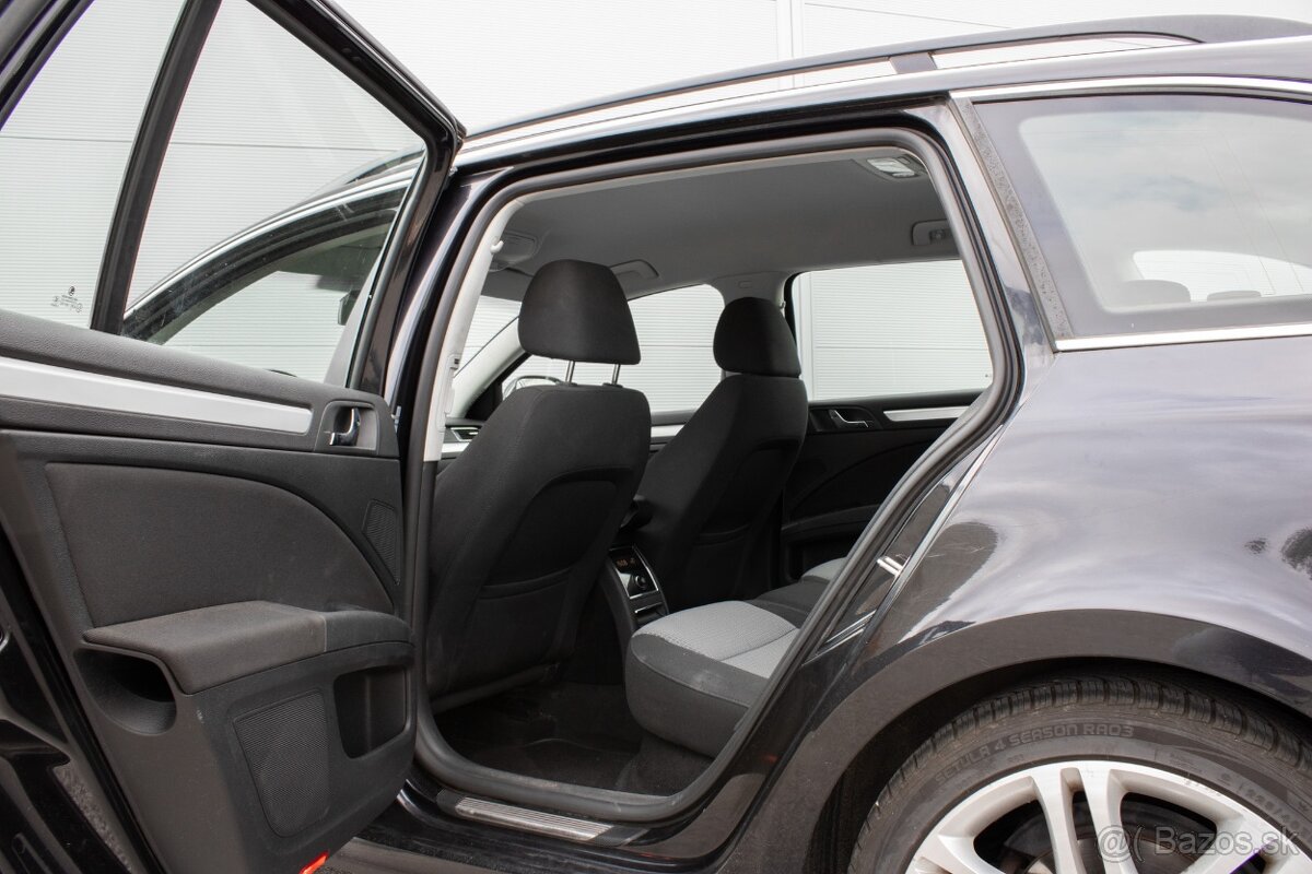 Škoda Superb Combi 1.8 TSI Ambition - 16