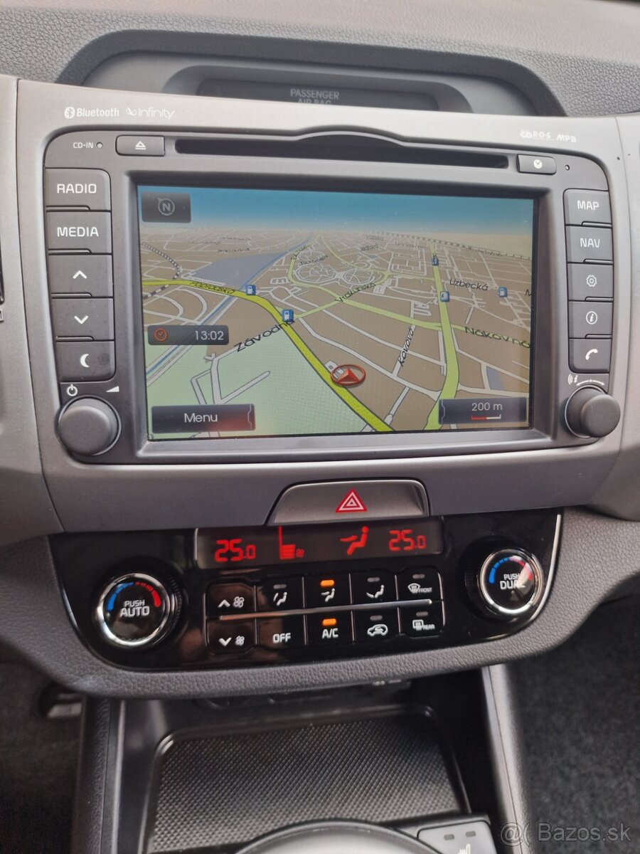 Kia Sportage 2.0 CRDi 4WD 100Kw Platinum A/T, SR, 1. Majiteľ - 16