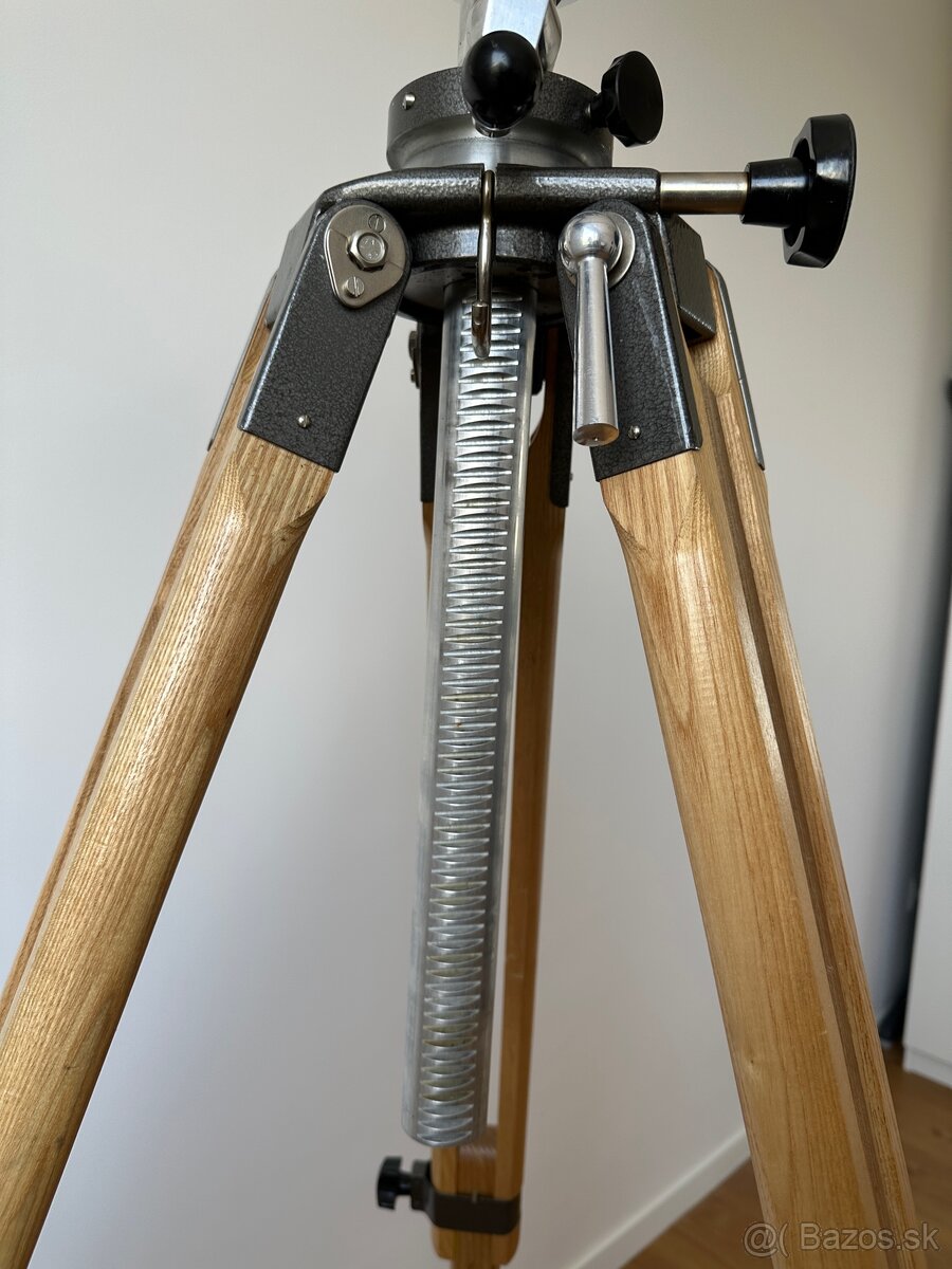 Drevený statív (Meopta/Pentacon) - robustný a stabilný - 16