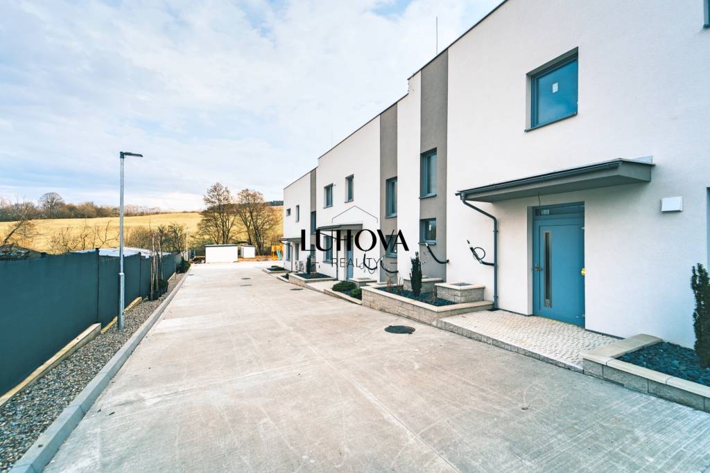 3- izbový byt s 20m2 terasou a 44m2 predzáhradkou - 16