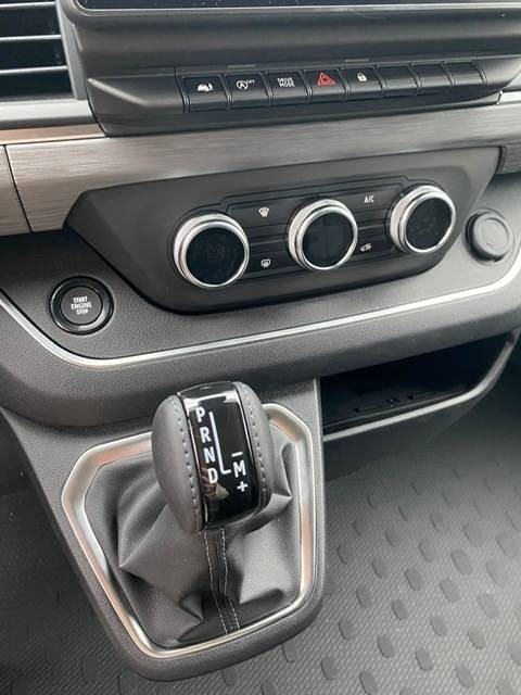 Renault Trafic SpaceClass Blue dCi 170 L2 EDC - 16