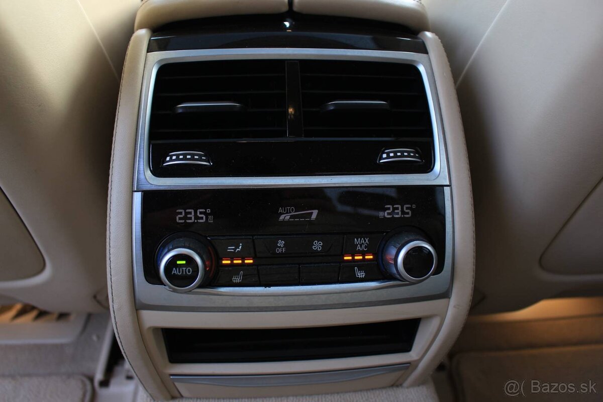BMW Rad 7 730d xDrive A/T - 16