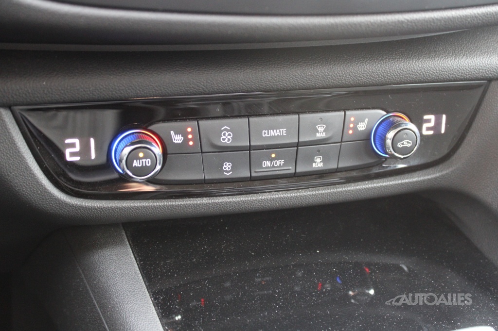 Opel Insignia ST 2,0 CDTi 125 kW BUSINESS EDITION - 16