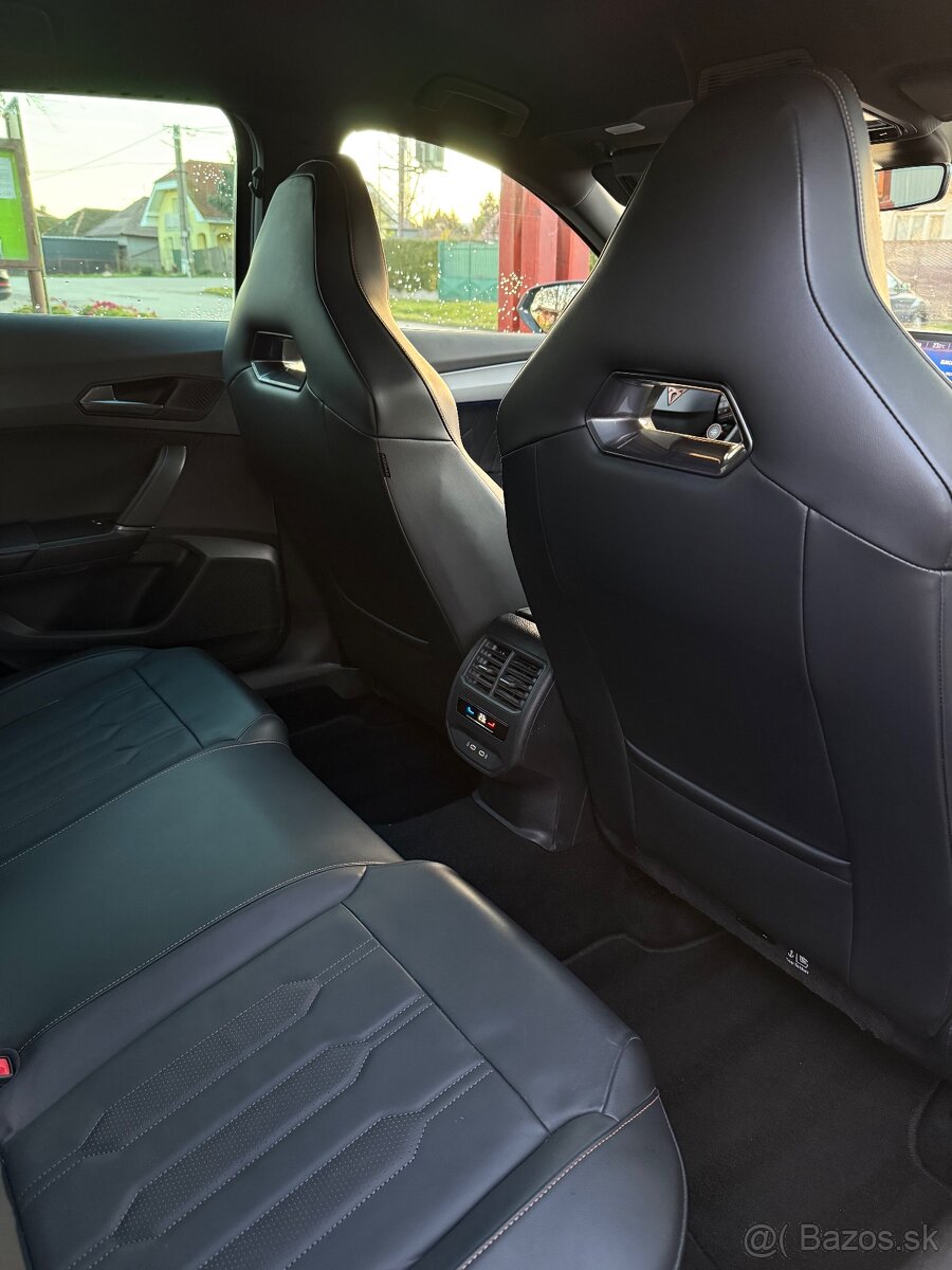 CUPRA FORMENTOR VZ 2.0TSI 4X4 228KW DSG VIRTUAL/ŤAŽNÉ/BREMBO - 16