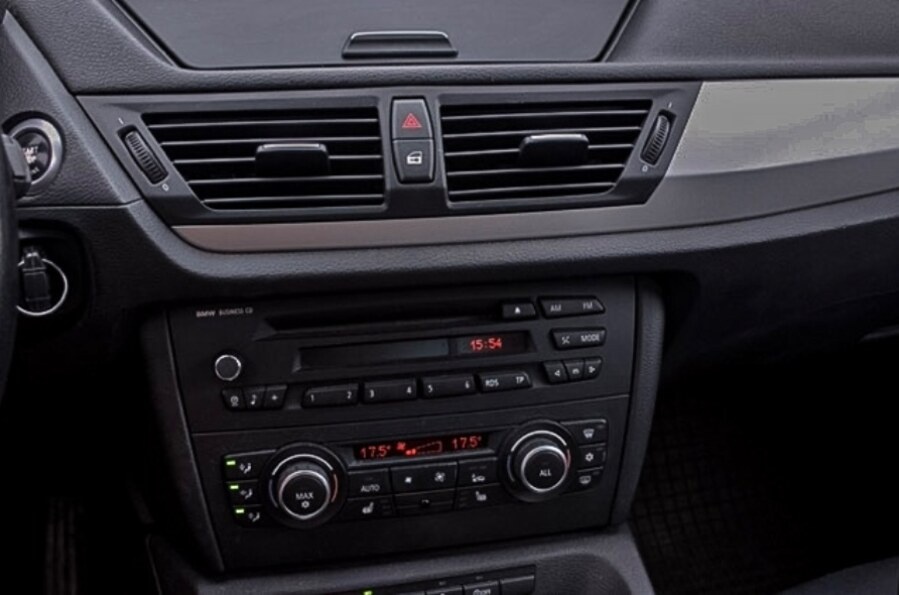 BMW X1 r.2010 , 110kw 4x4 - 16