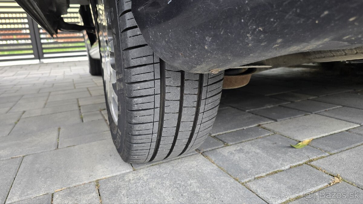 Predám auto Lancia Phedra, 7 miestne - 16