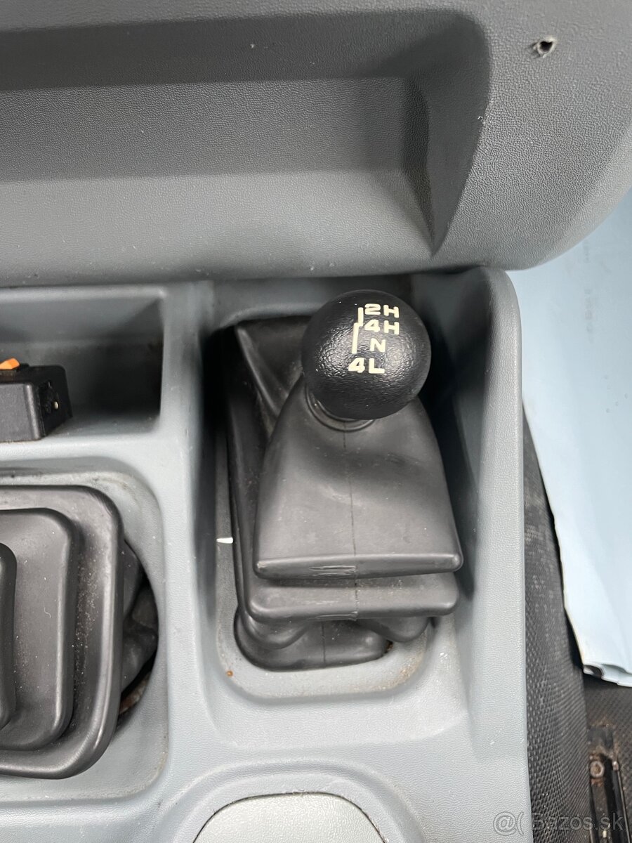 IVECO MASSIF - NA PREDAJ - 16