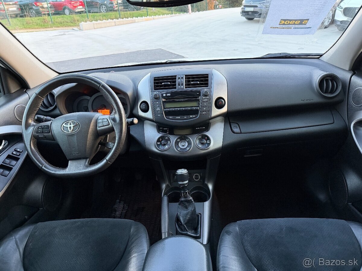 Toyota RAV4 2.2l D-4D 150 Terra - 16