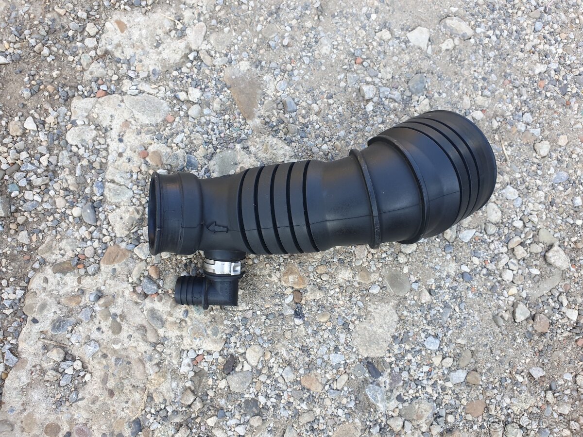 Rozpredam Vw Touareg 3,2 benzin 162kw - 16