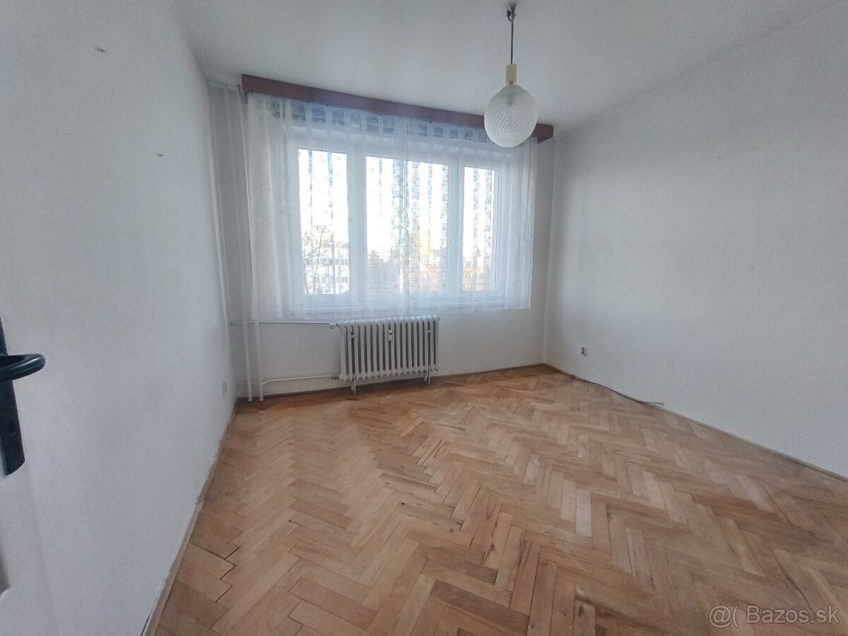 PREDAJ 3,5- izbový byt v úplnom centre mesta - 16