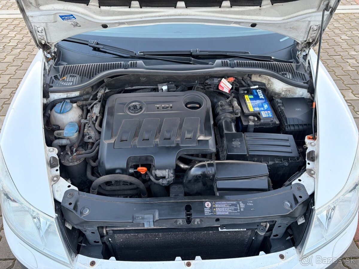 Škoda Octavia Scout 2.0 TDi 4x4 ČR NAVI - 16