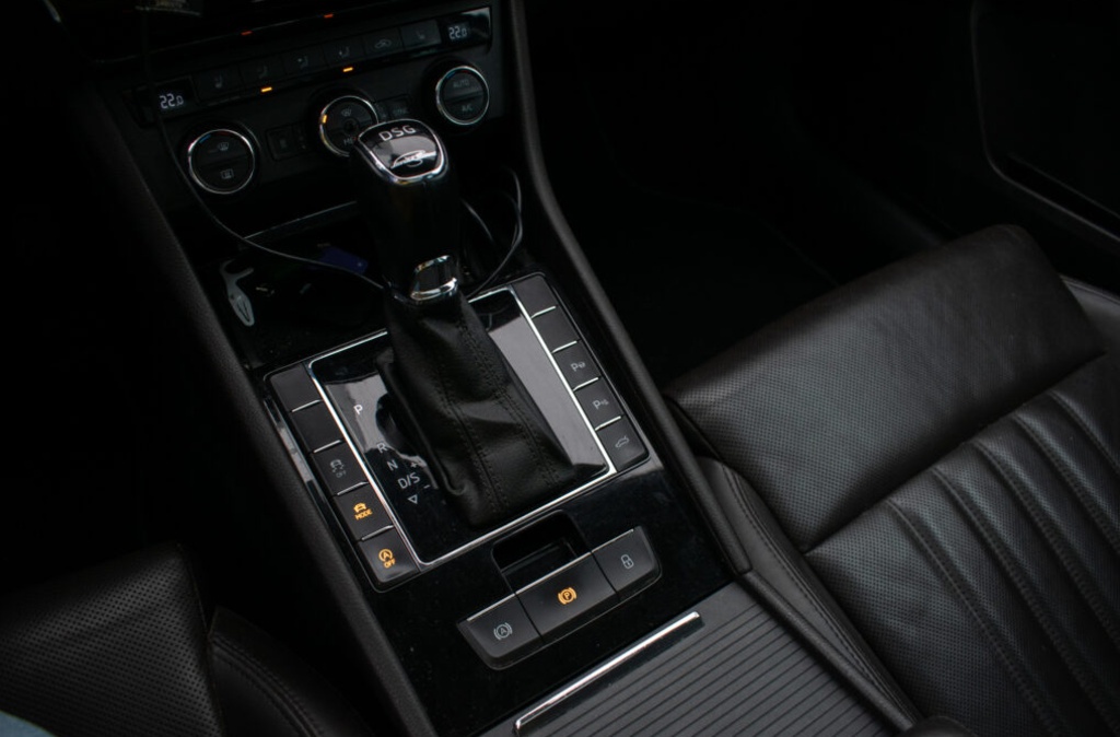 Škoda Superb Combi 2.0 TDI 190k 4×4 L&K DSG - 16