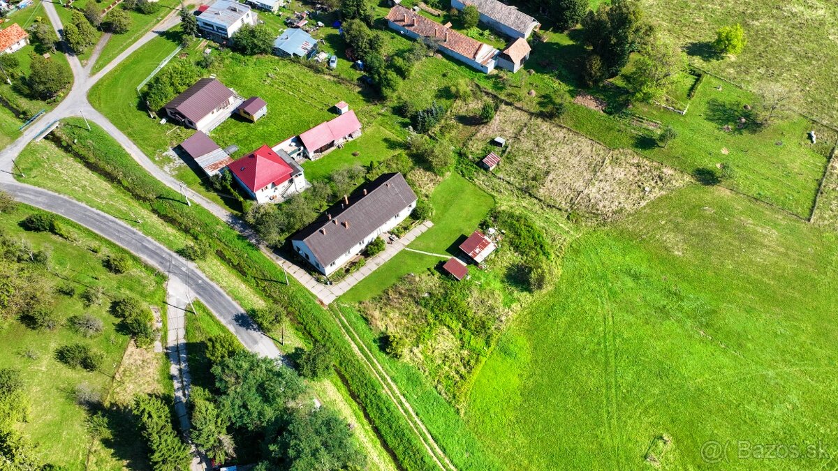 Rodinný dom so štyrmi bytovými jednotkami v obci Beluj - 16