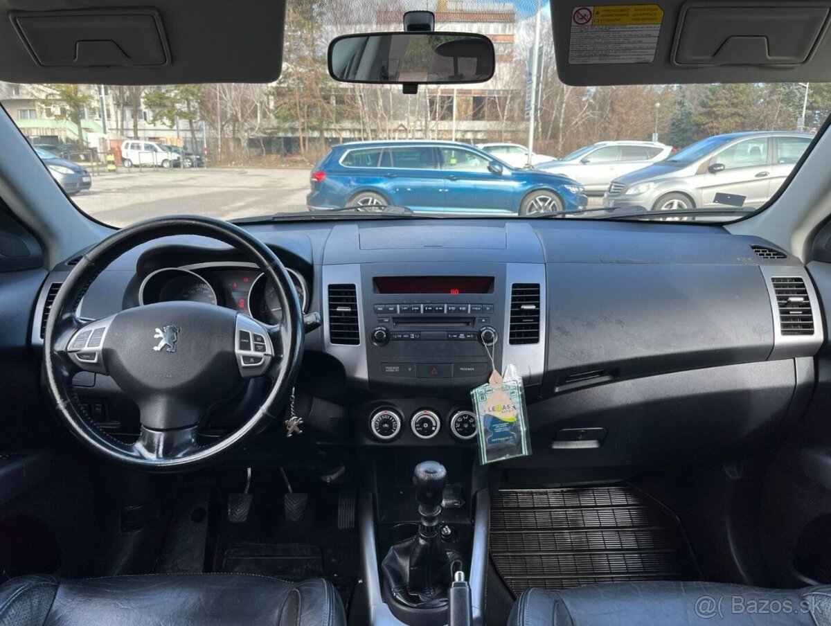 Pugeot 4007 2.2Hdi - 16