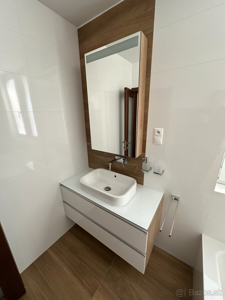 5 izbovy luxusny byt Trencin - 16