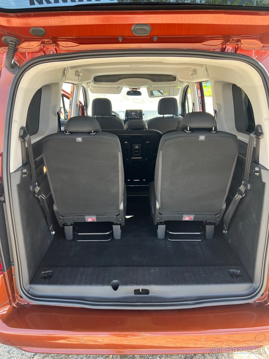 Autopožičovna 8 a 9 miestne autá na dovolenku - 16