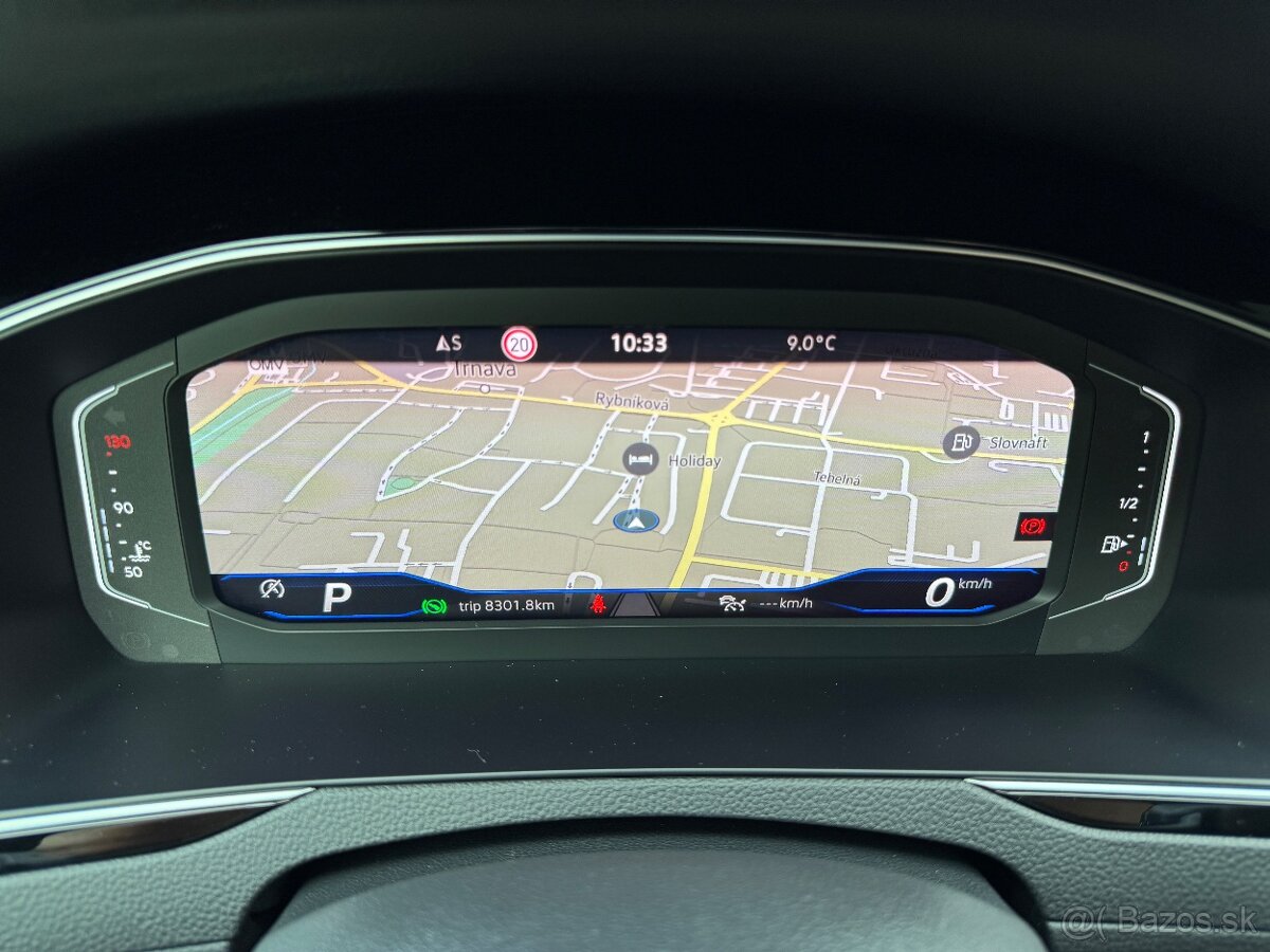 Volkswagen Passat Variant model 2021 - 16