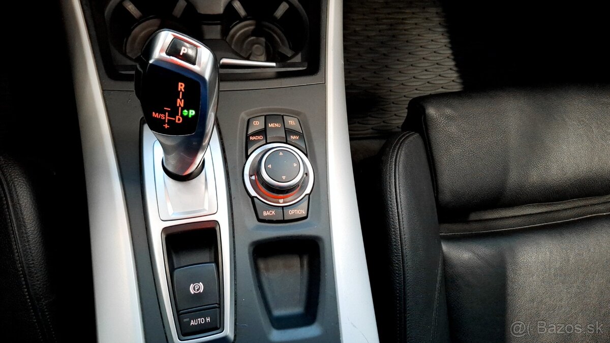 X5 3,0d 180kw AT - 16