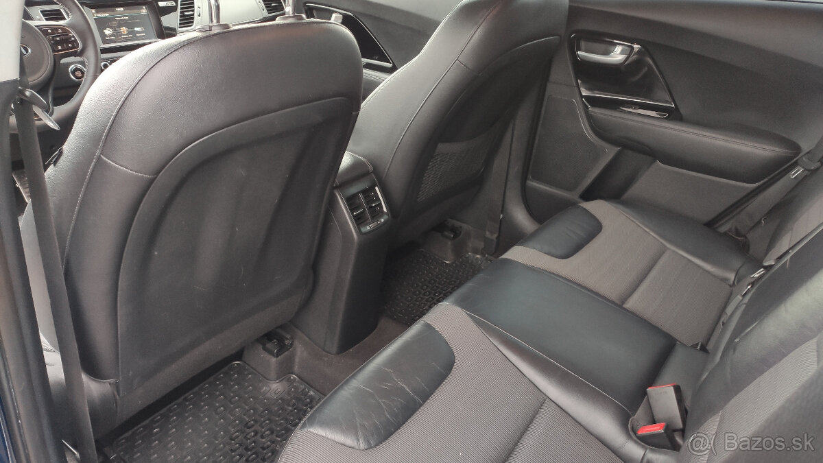 KIA Niro 1.6 Gdi EcoHybrid - 16