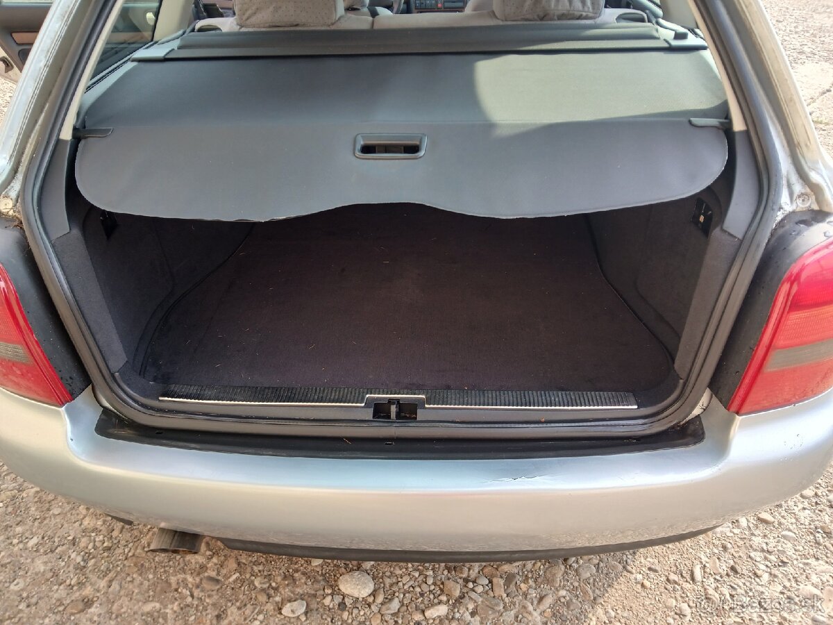 Audi A4 B5 Avant 1.8i 92kw - 16