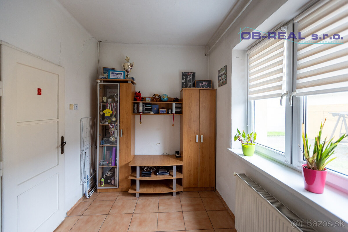 Predaj rekonštr. 3izb RD 90m2 tehla, nová strecha, pozemok 1 - 16