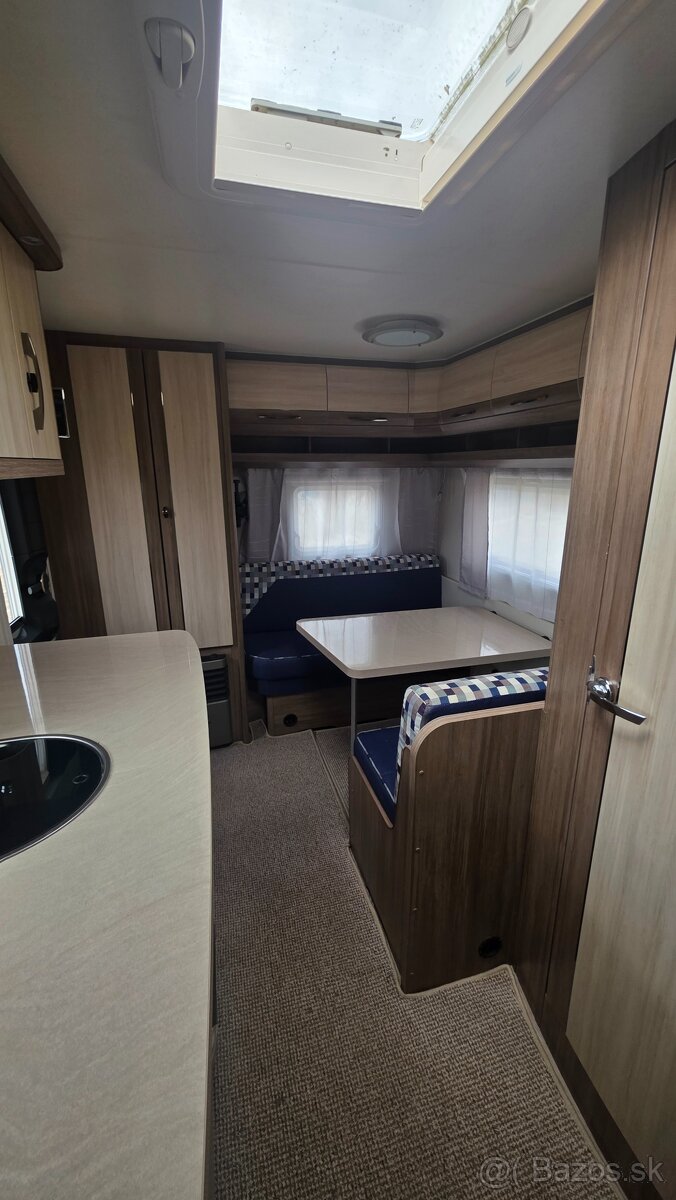 Obytny prives Hobby 440 SF - De luxe - 2017, predstan - 16