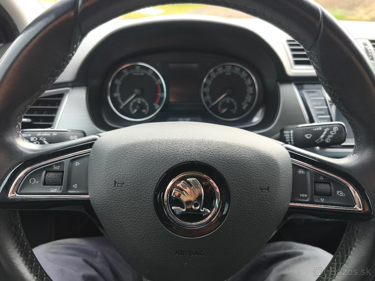Škoda Fabia 1.0 TSI 2020 Navigace/senzory/servis - 16