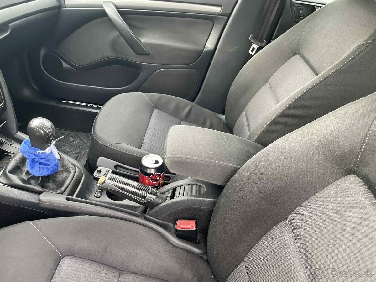 Zdravím mám na predaj Škoda Octavia 2 - 16