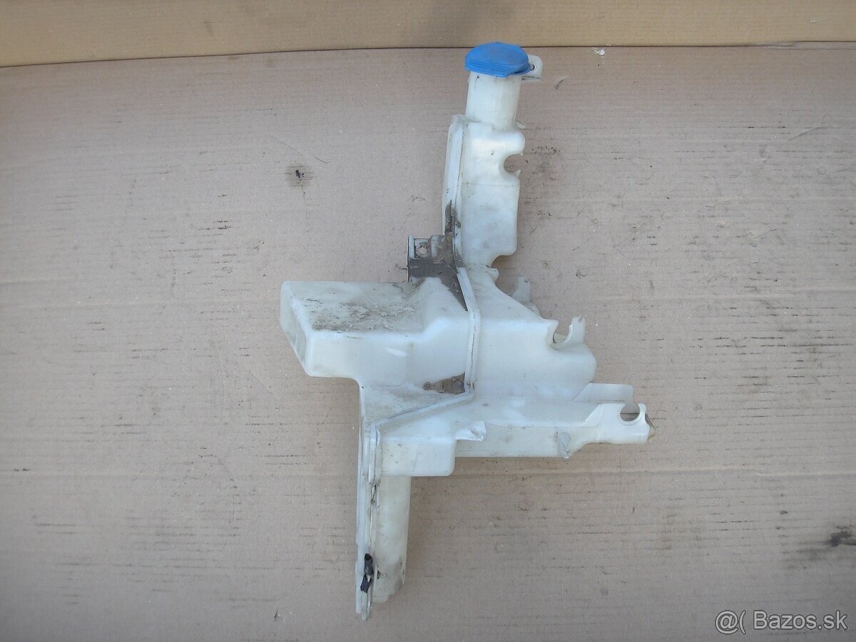 Passat B7 výrezy z karoserie - 16