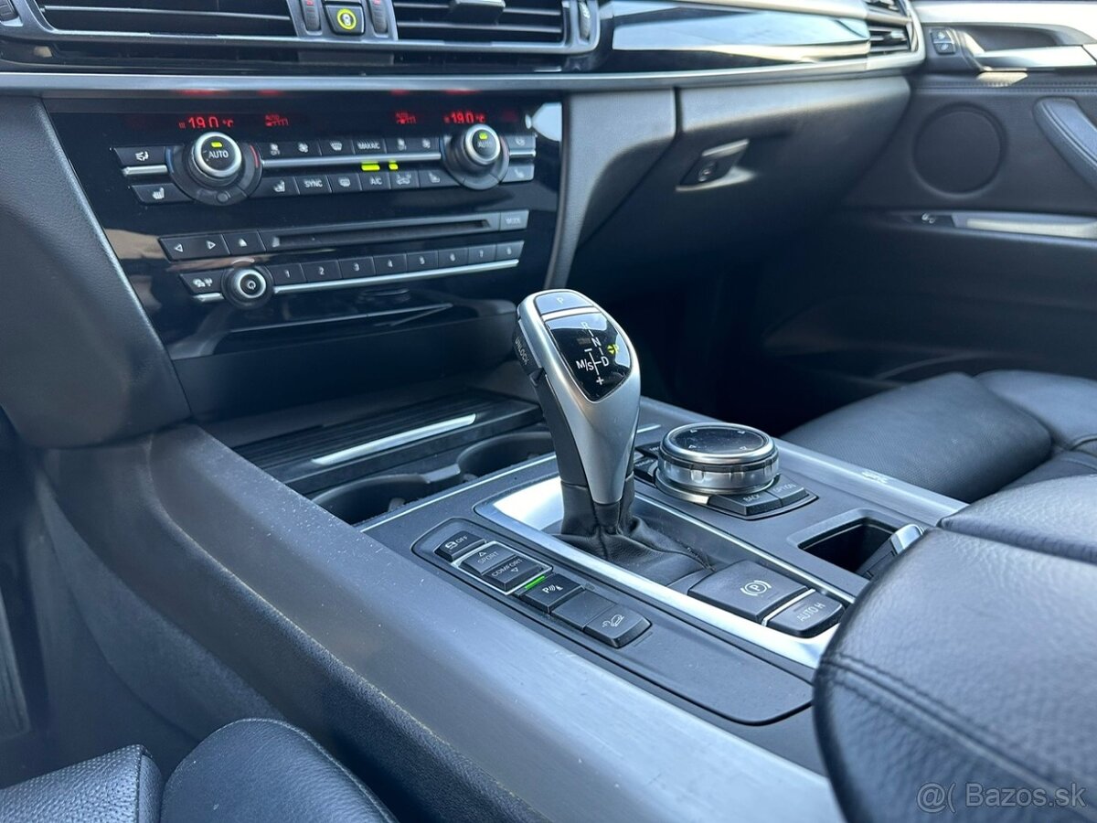 BMW X5 xDrive40d A/T - 16