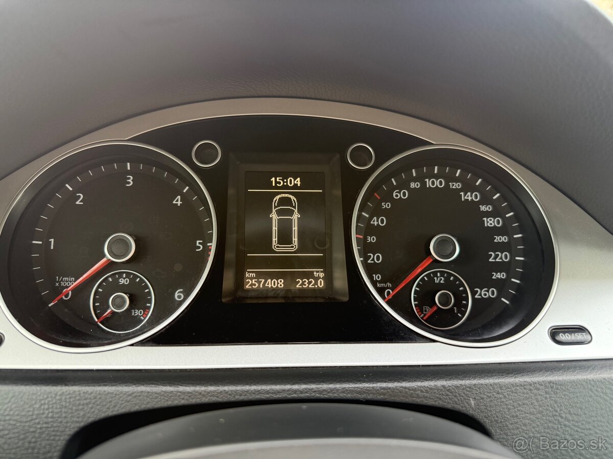 Volkswagen Passat 2.0 TDi CR Facelift 2010 - 16